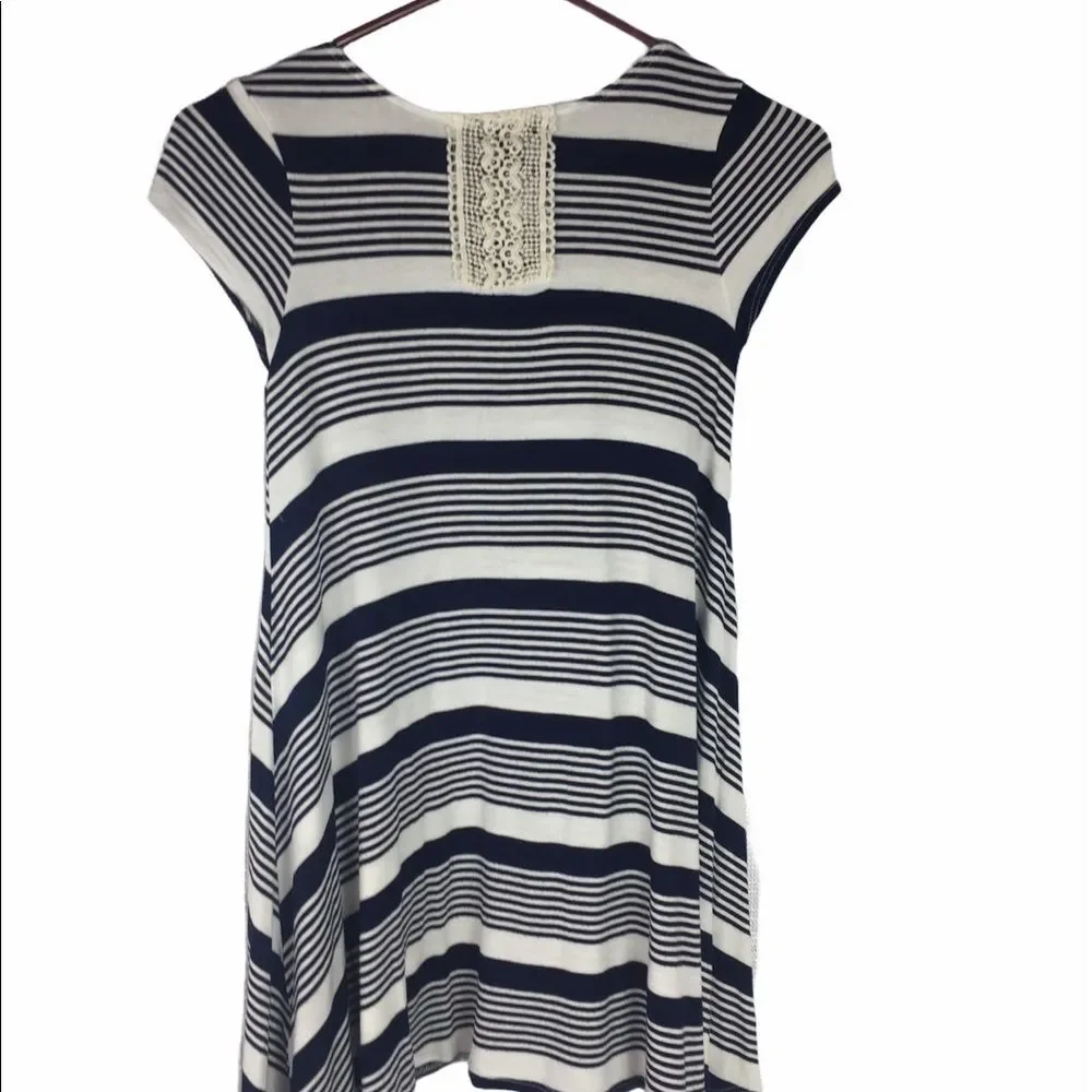 4/$20 Zunie Striped  Navy and White Dress Sz 8